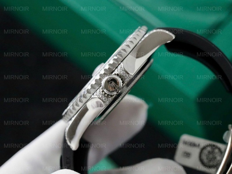 Dong-Ho-Rolex-Yacht-Master-Che-Tac-Full-Kim-Cuong-Moissanite-Day-Cao-Su-42mm-7-1024x770.jpg