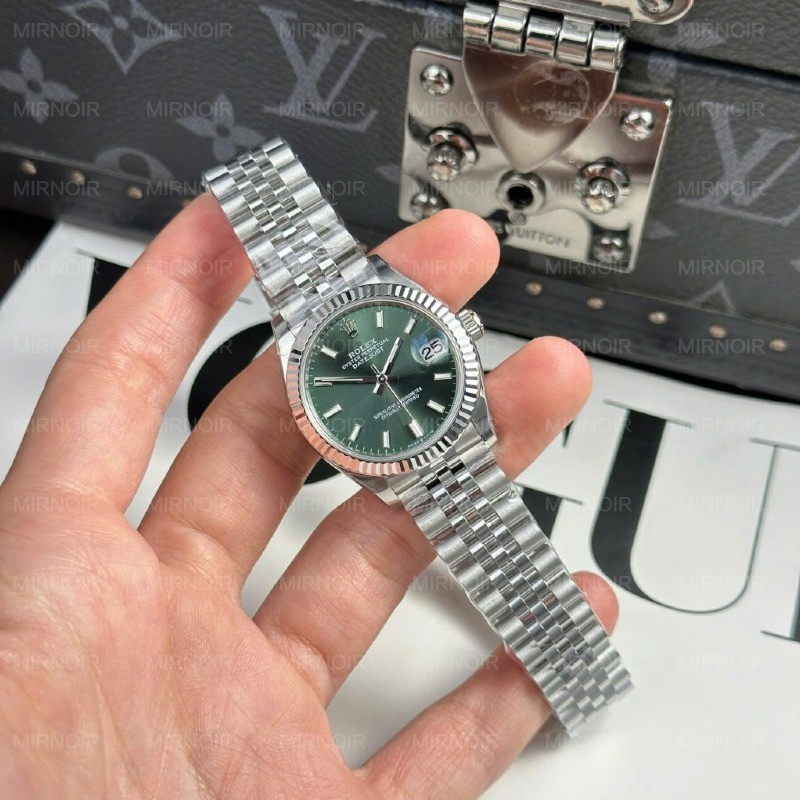 Dong-Ho-Rolex-DateJust-Replica-1-1-Mat-Xanh-La-Cay-Nha-May-THB-31mm-1-1024x1024.jpg