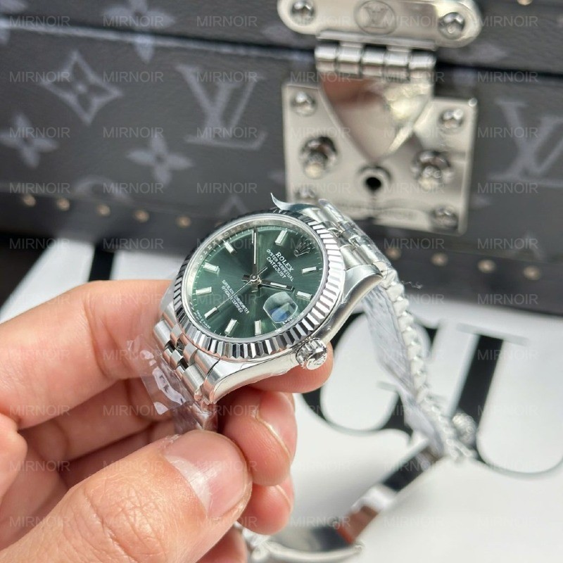 Dong-Ho-Rolex-DateJust-Replica-1-1-Mat-Xanh-La-Cay-Nha-May-THB-31mm-6-1024x1024.jpg