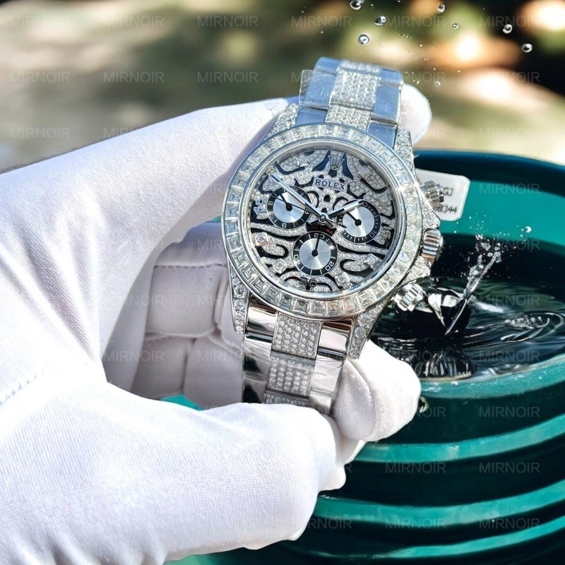 Dong-Ho-Rolex-Che-Tac-Moissanite-Cosmograph-Daytona-Eye-Of-The-Tiger-40mm-2.jpg