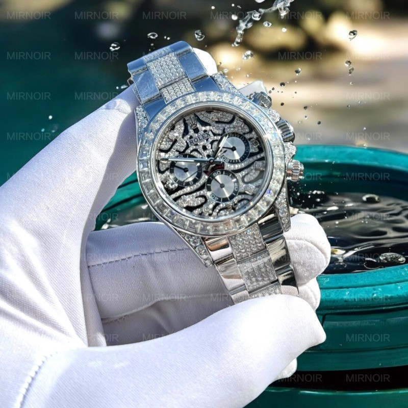Dong-Ho-Rolex-Che-Tac-Moissanite-Cosmograph-Daytona-Eye-Of-The-Tiger-40mm-4.jpg