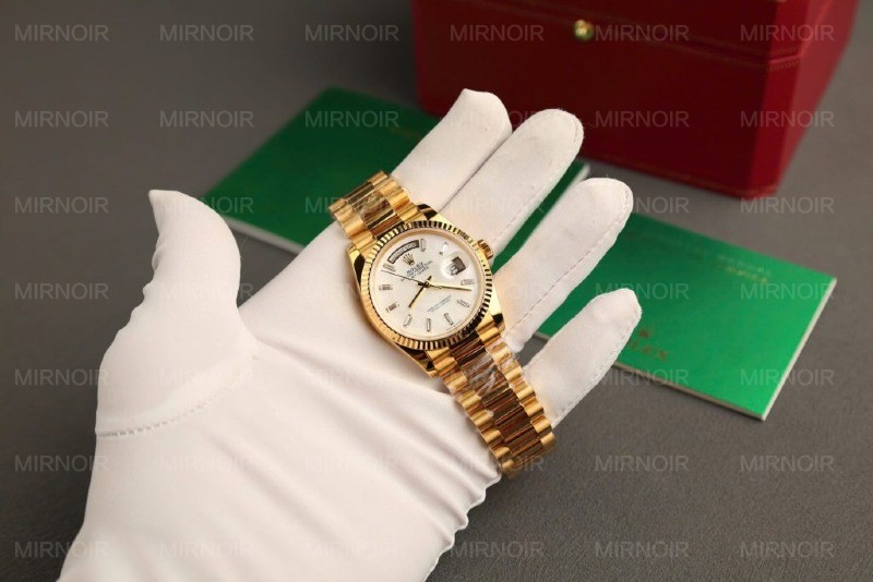 Dong-Ho-Rolex-Day-Date-Che-Tac-Boc-Vang-That-Mat-So-Kham-Xa-Cu-36mm-2-1024x683.jpg