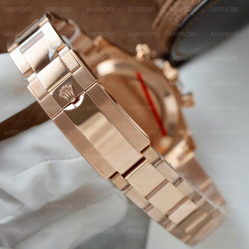 Dong-Ho-Rolex-Daytona-126595TBR-Che-Tac-Boc-Vang-Dinh-Kim-Cuong-Moissanite-Baguette-40mm-1-1-1024x1024.jpg