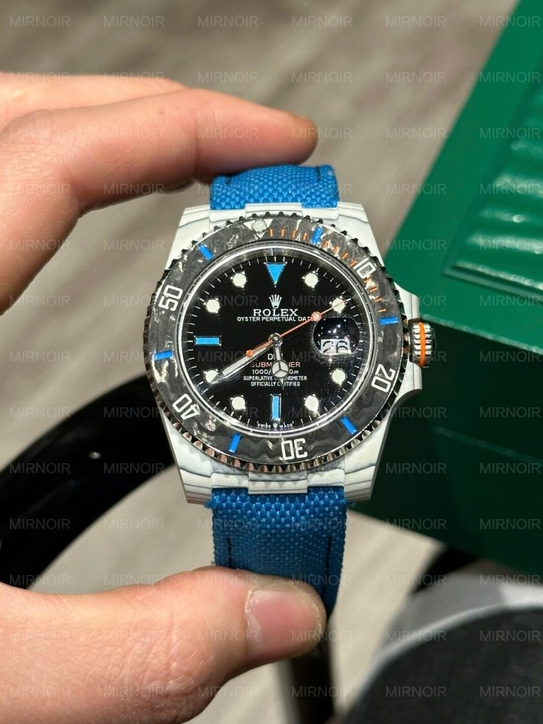 Dong-Ho-Rolex-Submariner-DIW-Replica-11-Vo-Carbon-Mat-Den-40mm-8-768x1024.jpg