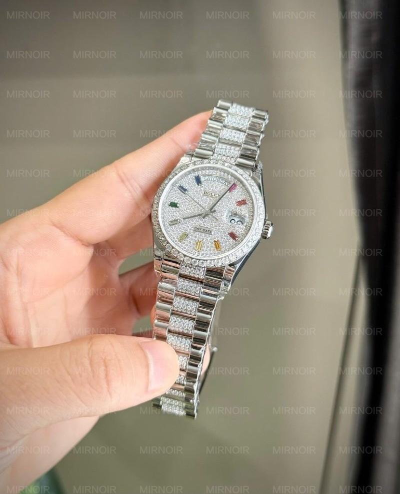 Dong-Ho-Rolex-Day-Date-Chec-Tac-Dinh-Kim-Cuong-Moissanite-Coc-So-Da-7-Mau-36mm-1-830x1024.jpg