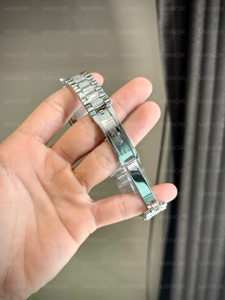 Dong-Ho-Rolex-Day-Date-Chec-Tac-Dinh-Kim-Cuong-Moissanite-Coc-So-Da-7-Mau-36mm-6-768x1024.jpg