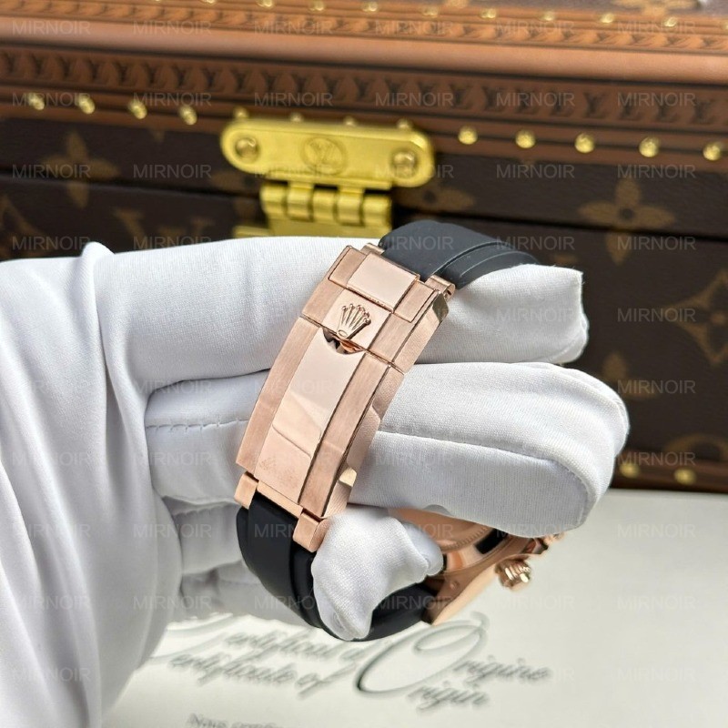 Dong-Ho-Rolex-Cosmograph-Daytona-116515LN-Replica-11-Boc-Vang-That-Mat-Den-40mm-15-1024x1024.jpg