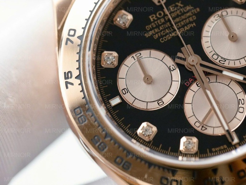 Dong-Ho-Rolex-Daytona-126505-Replica-11-Ma-Vang-Hong-Mat-Den-40mm-5-1024x770.jpg
