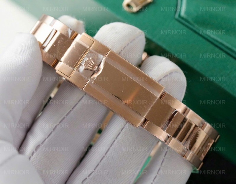 Dong-Ho-Rolex-Daytona-126505-Replica-11-Ma-Vang-Hong-Mat-Den-40mm-10-1024x797.jpg
