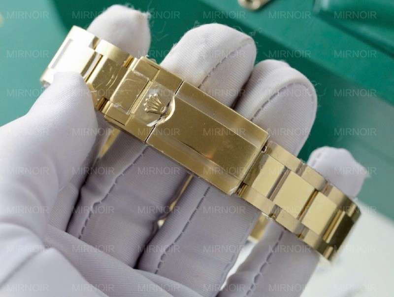 Dong-Ho-Rolex-Cosmograph-Daytona-116508-Mat-Den-Replica-11-Cao-Cap-40mm-8-1024x770.jpg