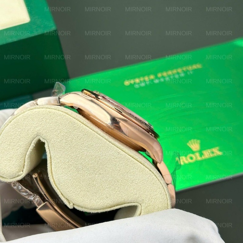 Dong-Ho-Rolex-Cosmograph-Daytona-116595-Rainbow-Replica-Dinh-Da-BTF-40mm-12-1024x1024.jpg
