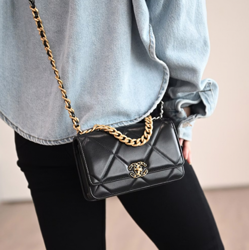 샤넬 제니 19 WOC