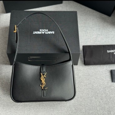 입생로랑 모노그램 호보 숄더백