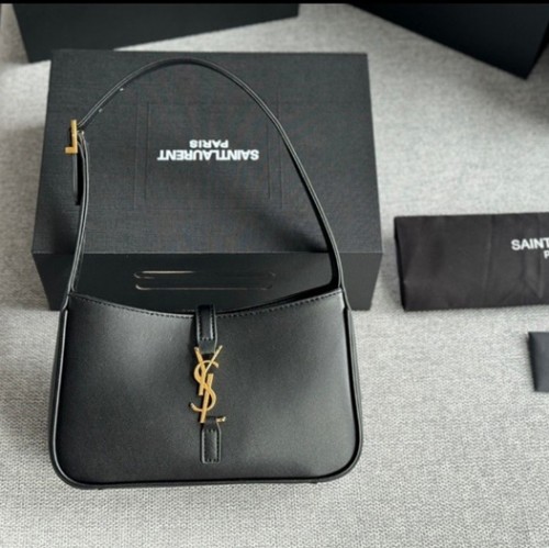 입생로랑 모노그램 호보 숄더백