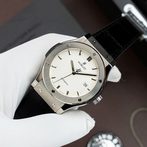 휴블럿 클래식퓨전 오토매틱-Hublot Classic Fusion 42mm