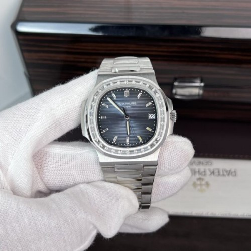 파텍필립 노틸러스 - Patek Philippe Nautilus 5723 Blue Dial Diamond 40mm