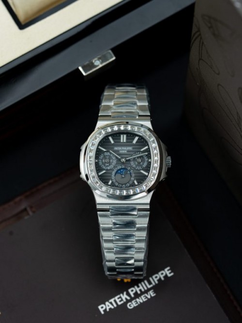 파텍필립 노틸러스 - Patek Philippe Nautilus 5740 Gray Dial Automatic Movement 40mm