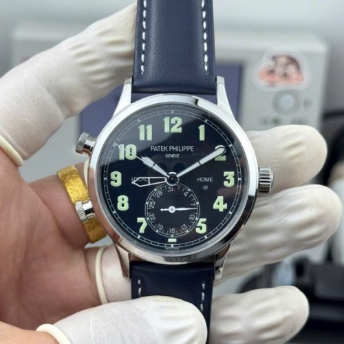 파텍필립 칼라트라바 -Patek Philippe Calatrava Pilot Travel Time 5524G Blue Dial Leather Strap 42mm