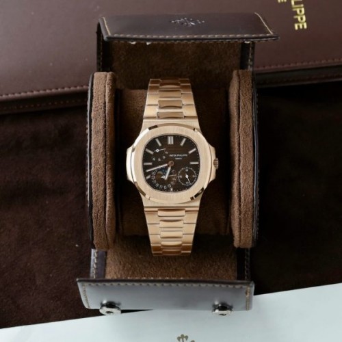 파텍필립 노틸러스 - Patek Philippe Nautilus 5712R Brown Dial Engraving Machine 40mm