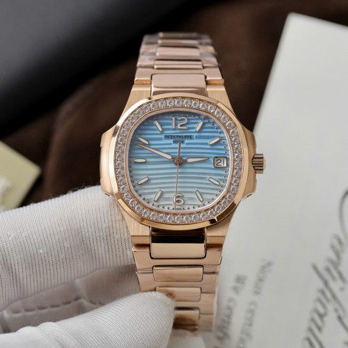 파텍필립 노틸러스 - Patek Philippe Nautilus 7010R Women Blue White Dial Metal Wire 32mm