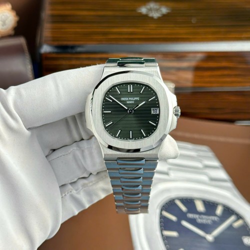 파텍필립 노틸러스 - Patek Philippe Nautilus 5711 Green Dial 40mm