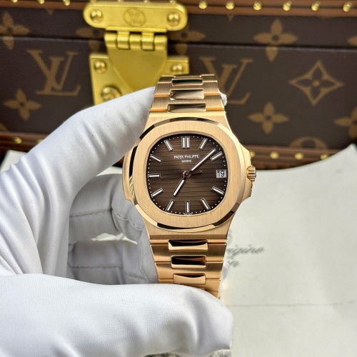 파텍필립 노틸러스 - Patek Philippe Nautilus 5711 18K Gold Wrapped Chocolate Dial 40mm