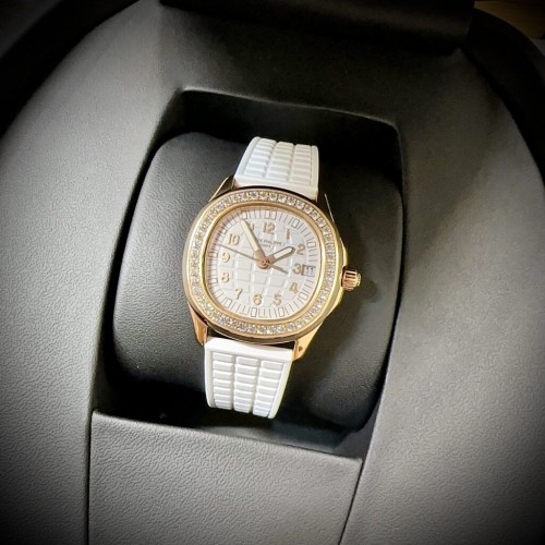 파텍필립 아쿠아넛 - Patek Philippe Aquanaut 5067R White 5.6mm