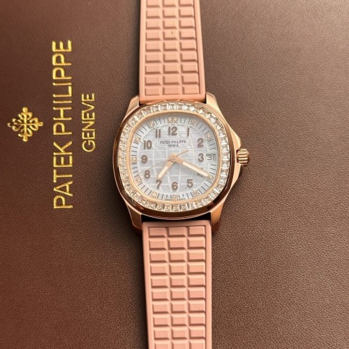 파텍필립 아쿠아넛 - Patek Philippe Aquanaut 5072R Pink Strap Mother-Of-Pearl Dial 35.6mm