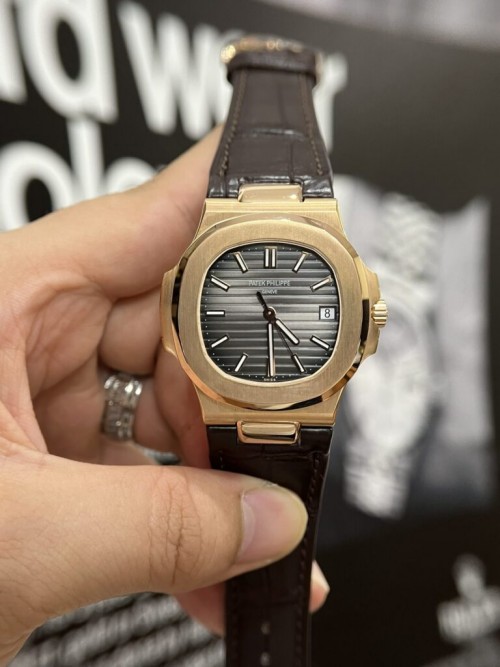 파텍필립 노틸러스 - Patek Philippe Nautilus 5711 Gold Wrapped 3K 40mm