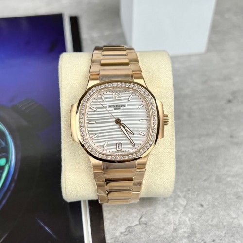 파텍필립 노틸러스 - Patek Philippe Nautilus 7118 Diamonds Bezel 3K 35.2mm