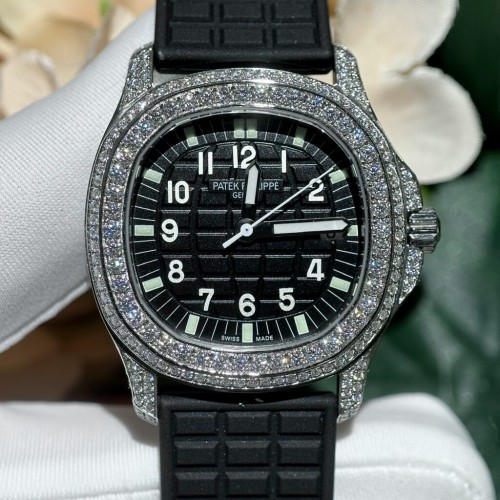 파텍필립 아쿠아넛 - Patek Philippe Aquanaut 5069G Black Dial Moissanite Diamonds 35.6mm