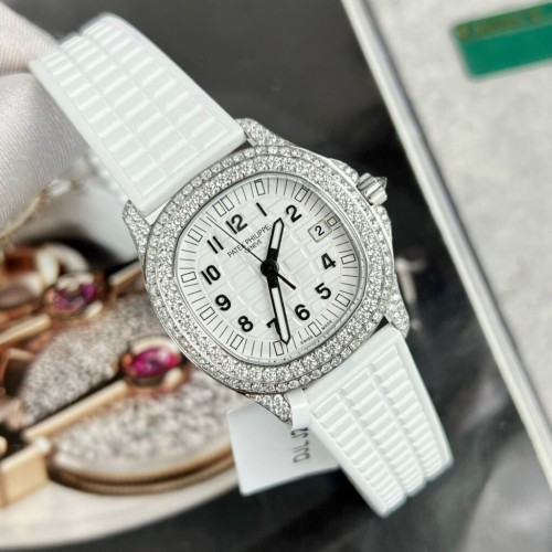 파텍필립 아쿠아넛 - Patek Philippe Aquanaut 5069G Full Moissanite Diamonds 35.2mm