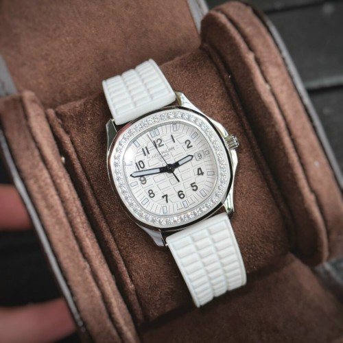 파텍필립 아쿠아넛 - Patek Philippe Aquanaut 5067 White Dial 35.6mm
