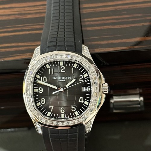 파텍필립 아쿠아넛 - Patek Philippe Aquanaut 5167 Moissanite Baguette Diamonds 40mm