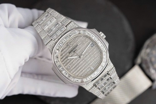 파텍필립 노틸러스 - Patek Philippe Nautilus 5719 Full Diamonds Baguette 40mm