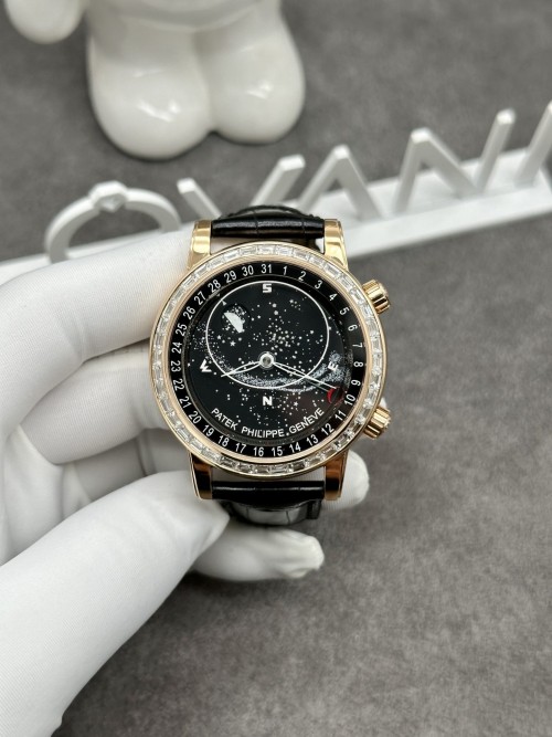 파텍필립 그랜드 컴플리케이션 - Patek Philippe Grand Complications 6104R Solid Gold Watch and Diamonds 44mm