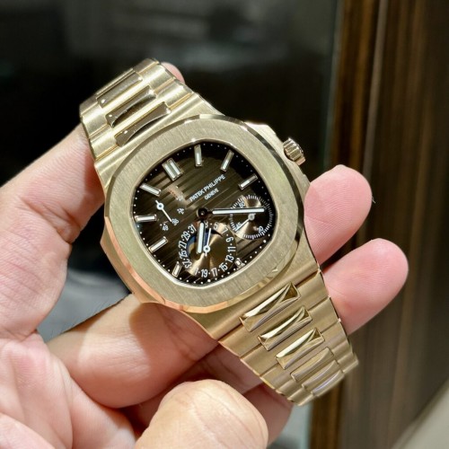 파텍필립 노틸러스 - Patek Philippe Nautilus 5712R Brown Dial 18K Solid Gold 40mm