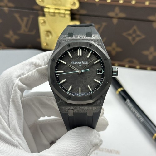 오데마피게 로얄 오크 - Audemars Piguet Royal Oak DiW 15500 Case Carbon Second Hand Is Blue 41mm