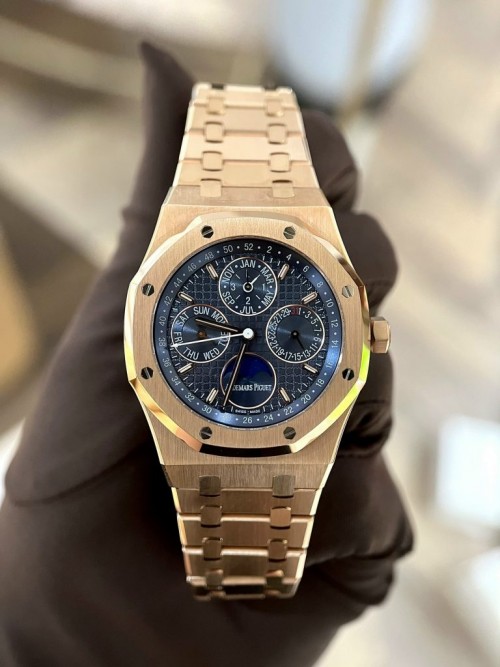 오데마피게 로얄 오크 - Audemars Piguet Royal Oak 26574OR Rose Gold Blue Dial 41mm