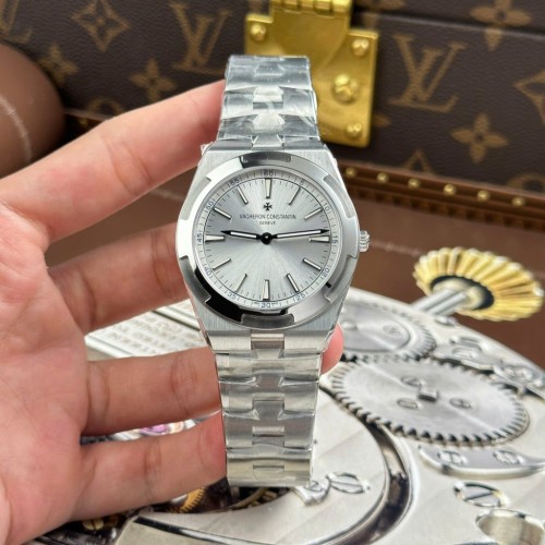 바쉐론 콘스탄틴 오버시즈 - Vacheron Constantin Overseas Ultra-Thin 2000V White Dial Automatic Movement 40mm