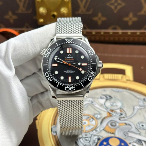 오메가 씨마스터 다이버 300M - Omega Seamaster Diver 300M Black Dial Calibre 8806 Movement 42mm
