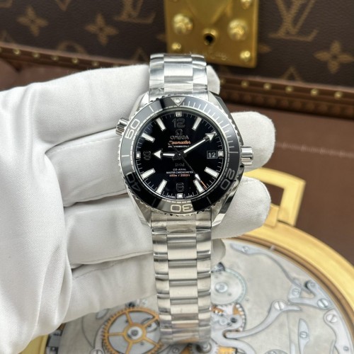오메가 씨마스터 플래닛 오션 - Omega Seamaster Planet Ocean 600M Black Dial Automatic Movement 39.5mm