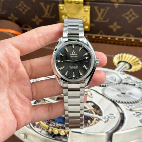 오메가 씨마스터 아쿠아테라 - Omega Seamaster Aqua Terra 150M Green Dial Metal Wire 41mm