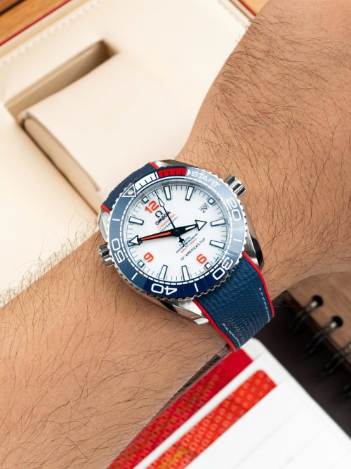 오메가 씨마스터 플래닛 오션 -Omega Seamaster Planet Ocean 600M White Dial Rubber Strap VS 43.5mm