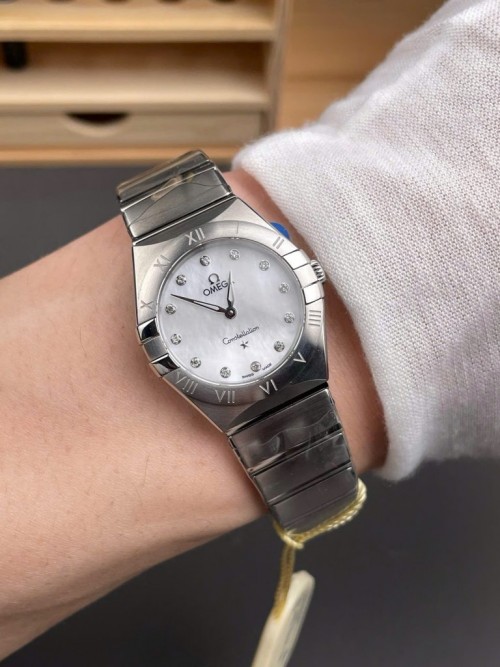 오메가 컨스텔레이션 - Omega Constellation MOP Dial Automatic Movement 28mm