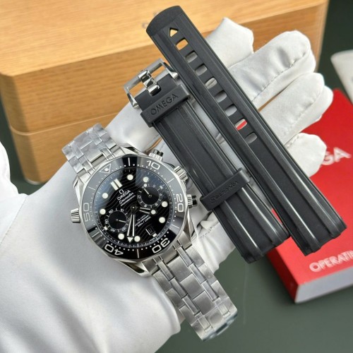 오메가 씨마스터 다이버 300M - Omega Seamaster Diver 300M Chronograph Dial Black 44mm