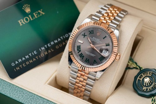 로렉스 데이져스트 - Rolex DateJust Rose Gold Wrapped Wimbledon Dial 41mm