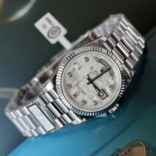 로렉스 데이데이트 - Rolex Day-Date Meteorite Dial Moissanite Diamonds 36mm