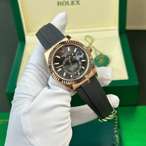 로렉스 스카이 드웰러 - Rolex Sky-Dweller Gray Dial Rose Gold Plated Weight 192 Grams 42mm