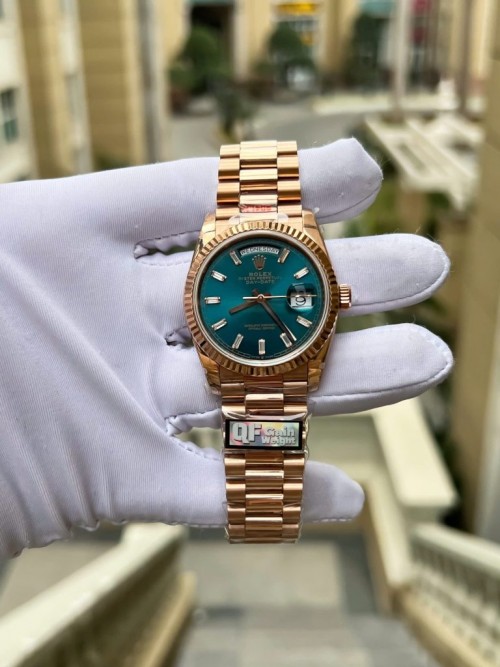 로렉스 데이데이트 - Rolex Day-Date 128235 Dial Diamonds Moissanite Weight 158gram 36mm